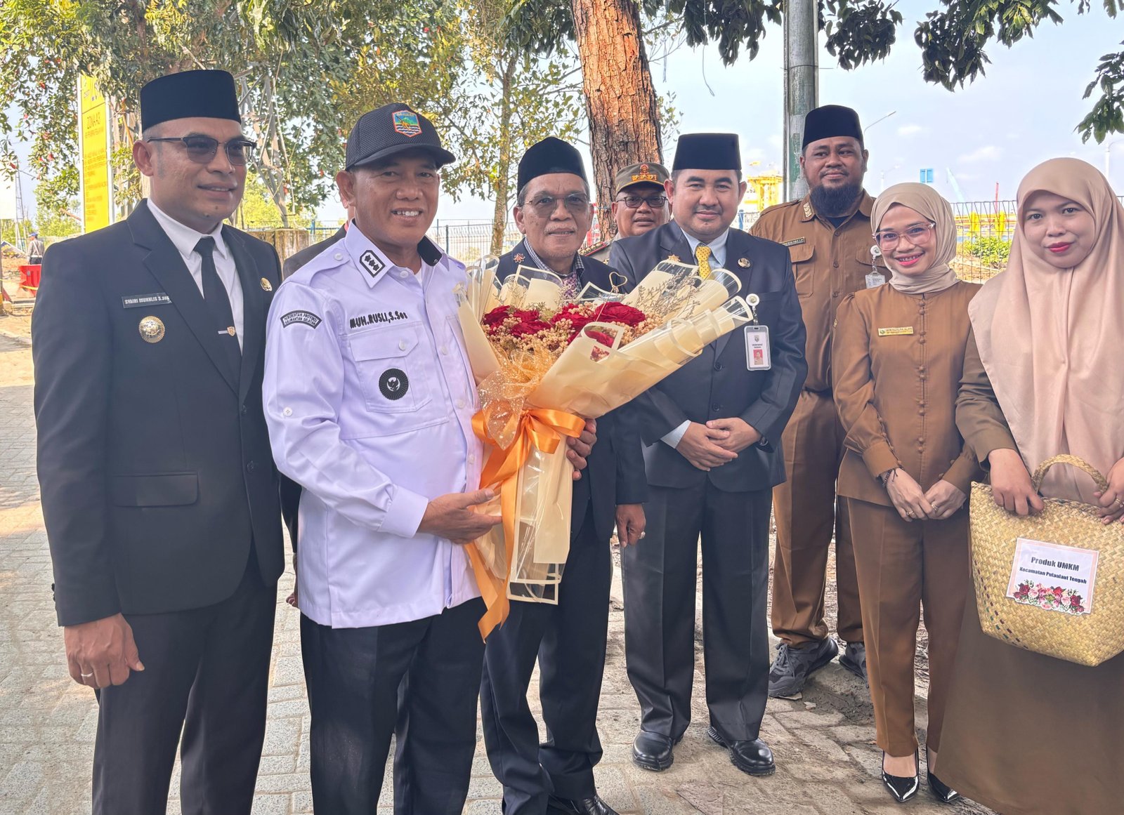 Tiba di Kotabaru Usai Dilantik, Bupati Kotabaru M. Rusli Mendapat Sambutan Hangat