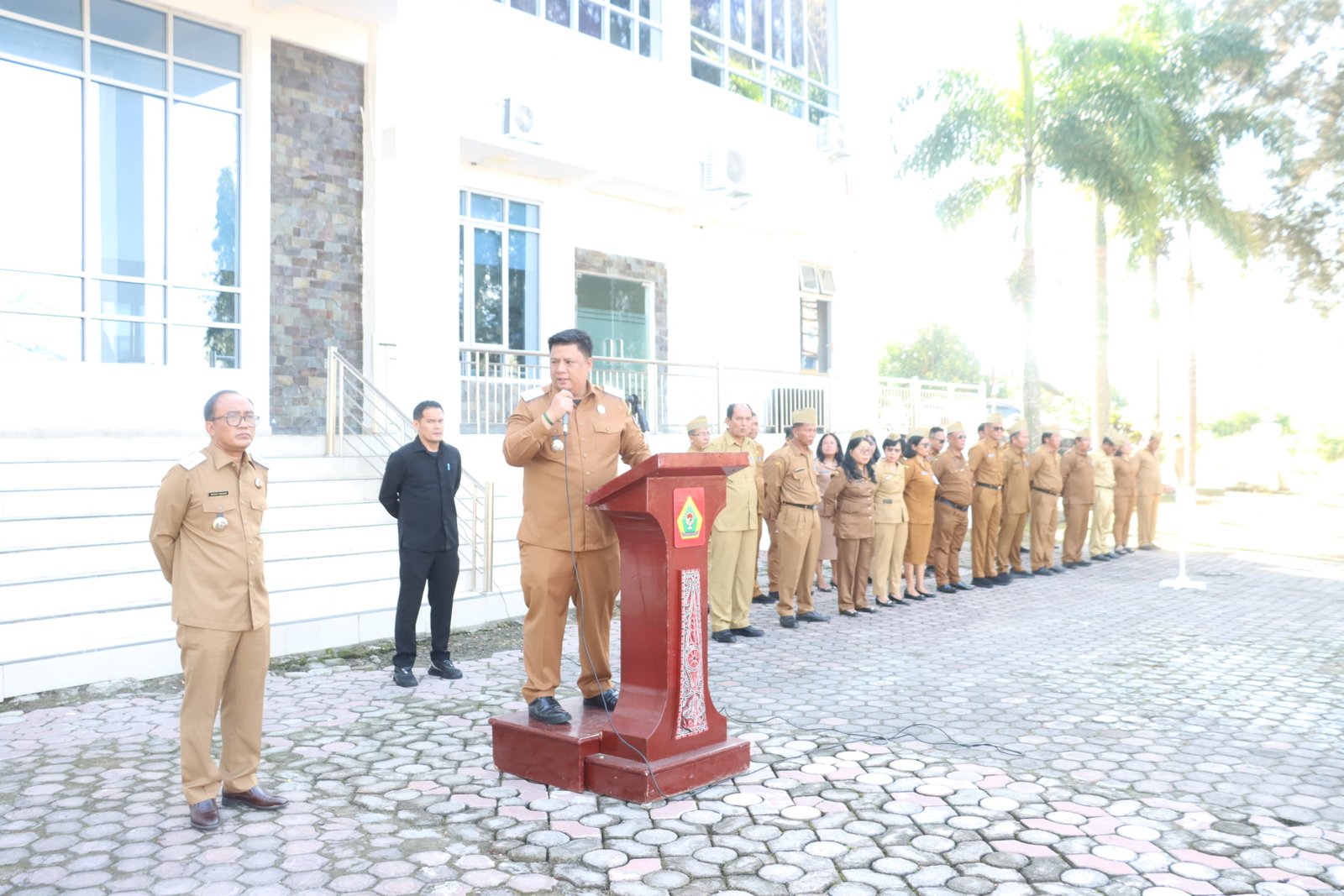 Apel Perdana, Bupati Vandiko Ajak ASN Kreatif Dan Gali Potensi Untuk Kesejahteraan Masyarakat