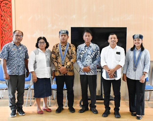 Stafsus Senator Penrad Siagian Audiensi ke Pemkab Samosir, Bahas Sinergitas Hingga Aduan Masyarakat
