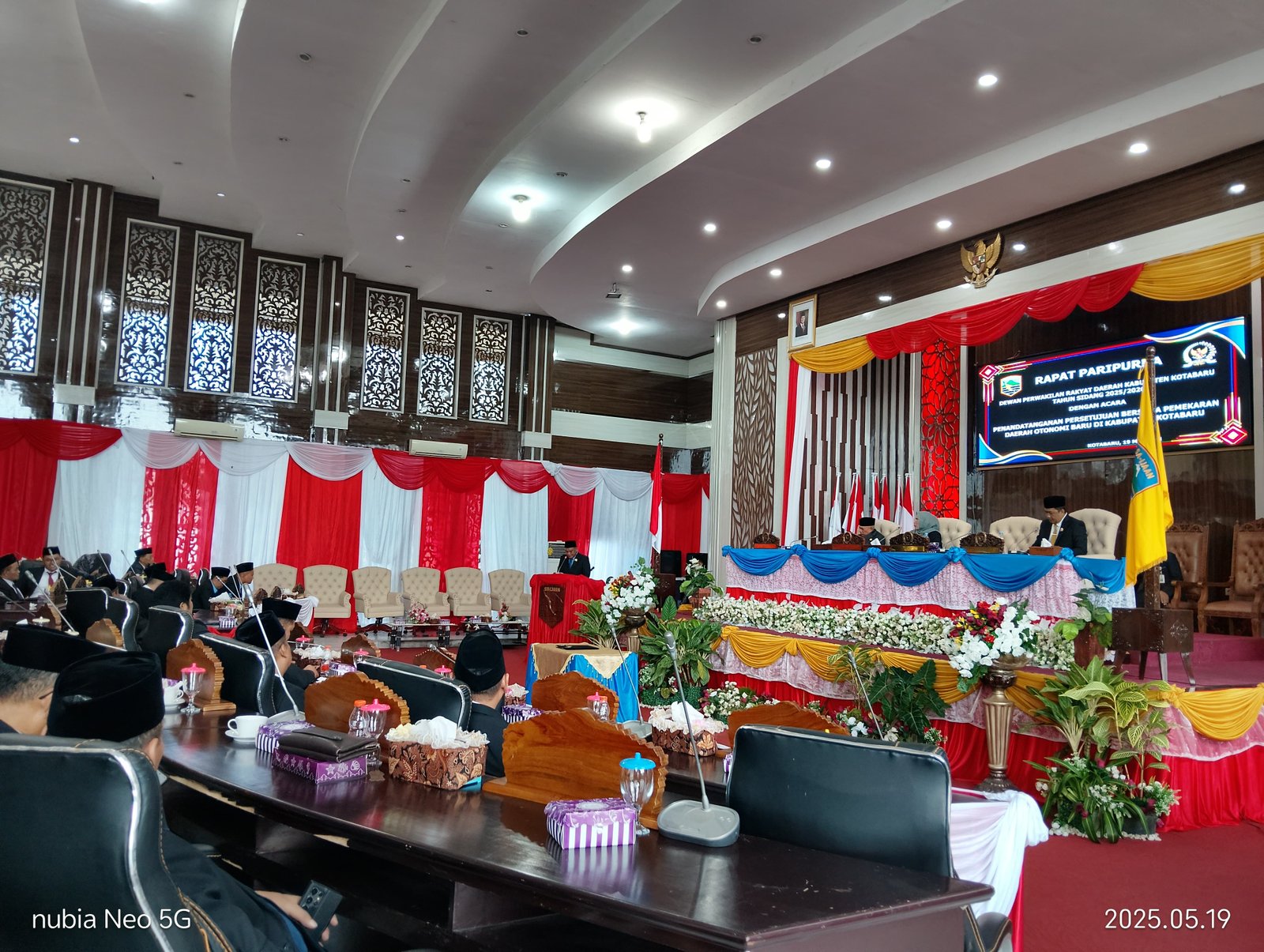 DPRD Dan Pemkab Kotabaru Tandatangani Persetujuan Pembentukan Kabupaten Kambatang Lima