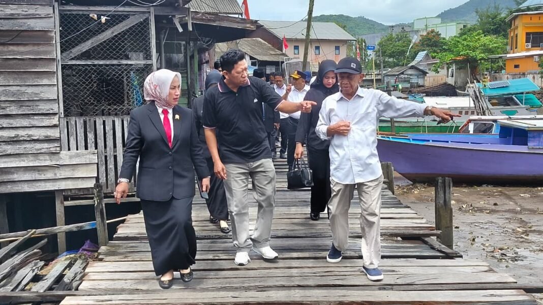 Pelabuhan Empat Serangkai Kotabaru Rusak Parah, Suwanti Janji Kawal Pembangunannya